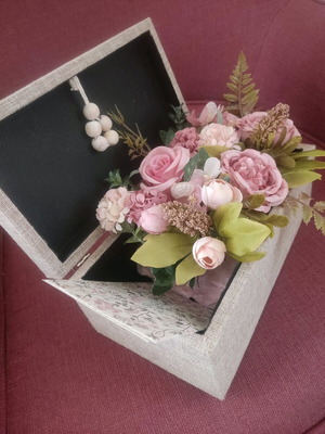 Μπαούλο αναμνήσεων καινούργιο με ανθοστολισμό