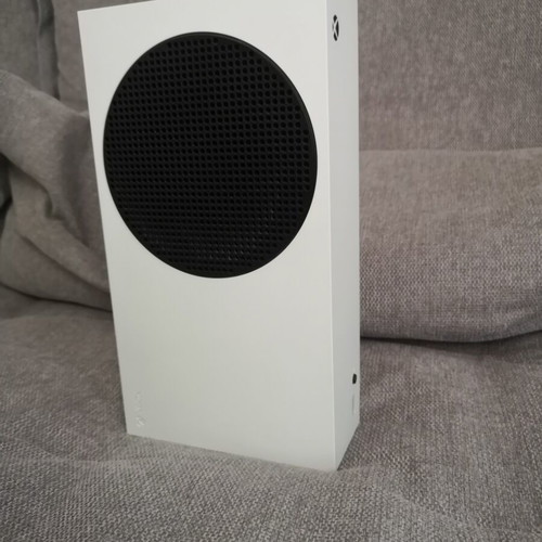 Xbox Series S console used, excellent condition, 500GB