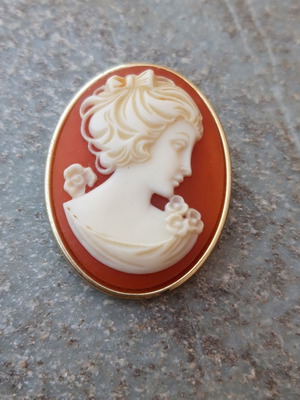 Vintage pins used, lot of four, gold and silver colors