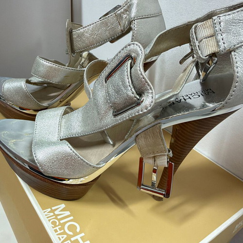Michael Kors Gansevoort silver metallic leather sandals, size 37