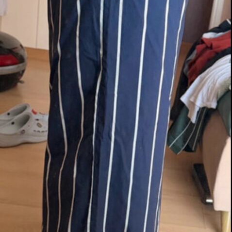 Hemithea pants L/XL like new, white and blue