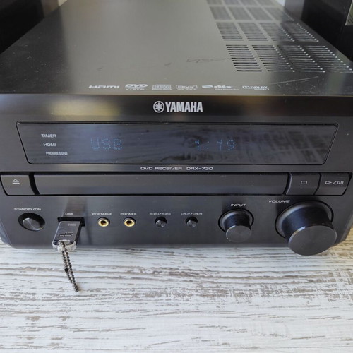 Yamaha PianoCraft Hi-Fi Micro System DRX-730 Receiver and NX-E300 Speakers used