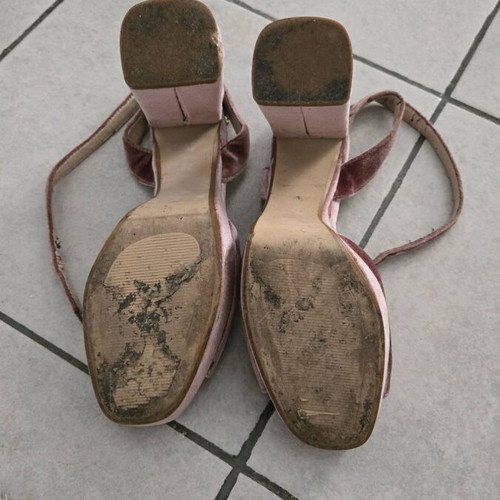 Mango velvet sandals used, pink size 38 with broken heel