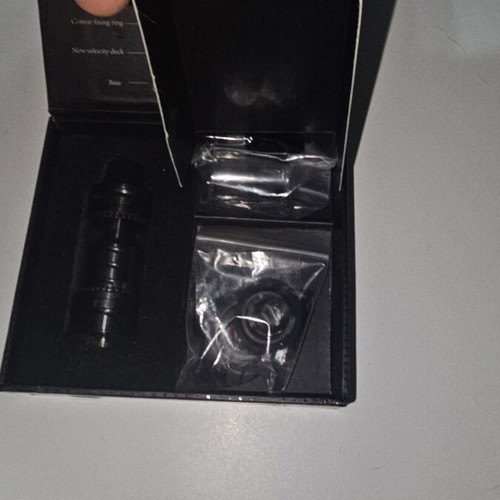 Vape atomizers Hustur good condition and Windforce like new with accessories