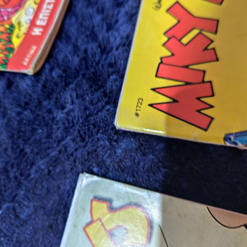 Disney magazines used, lot sold as set