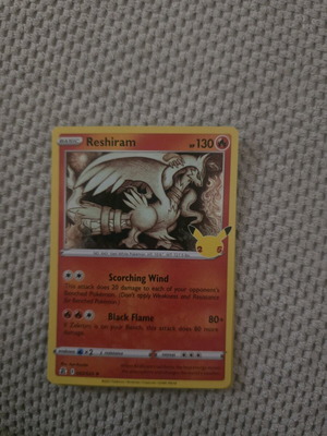 Reshiram Holo card new