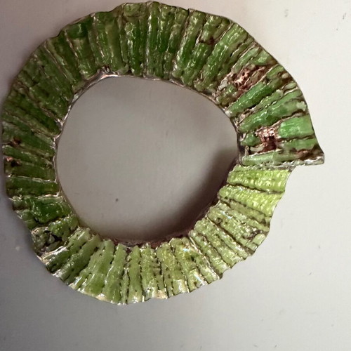 Silver earrings like new with green shades