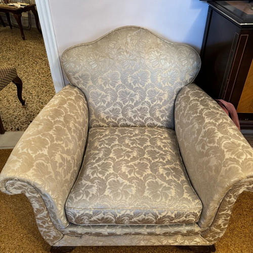Sofa and two large armchairs used