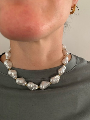 Necklace with baroque artificial pearls new, white