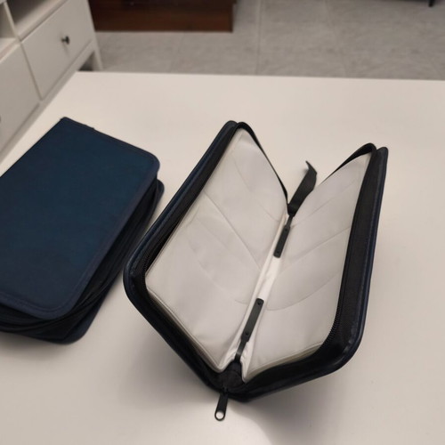 CD/DVD cases set of 2 used, blue, large and small