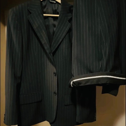Dolce & Gabbana suit like new, size 54 IT, black