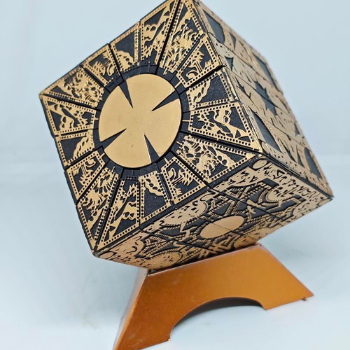 Hellraiser Lament Configuration decorative cube like new