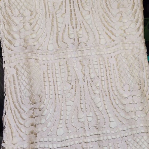 Vintage Love women's dress lace size 4 like new, cream color