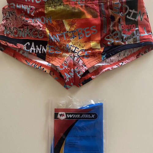 Arena boys' swimsuit size 28L, new, colorful