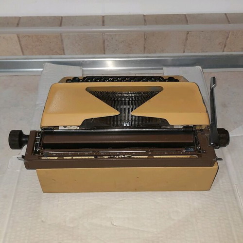 Łucznik 1301 typewriter used vintage 70s