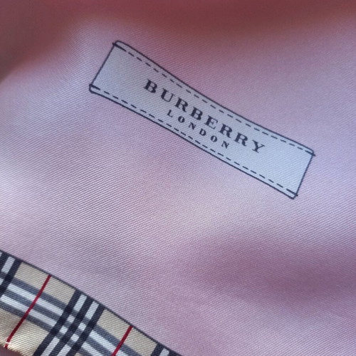 Burberry silk scarf like new, soft pink 55×55cm