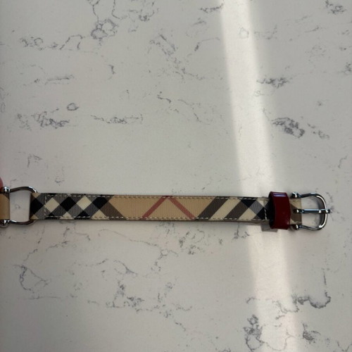 Burberry authentic belt like new, size 90