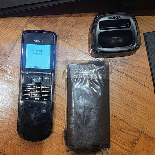 Nokia 8800 Black Box phone