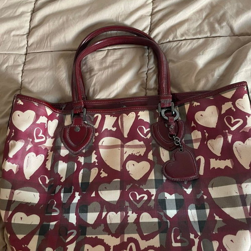 Burberry bag like new