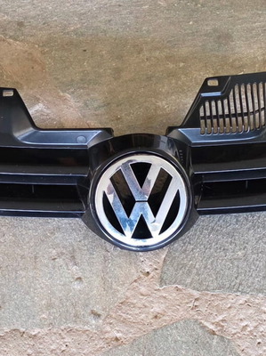 Μάσκα Golf 5 μεταχειρισμένη με σήμα μαύρη μεταλλική