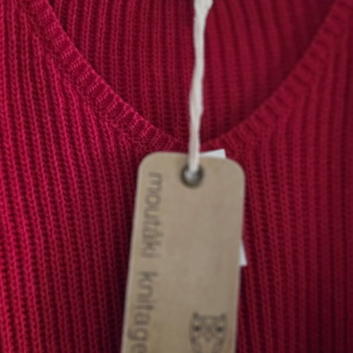 Moutaki knitted sweater new, one size, red