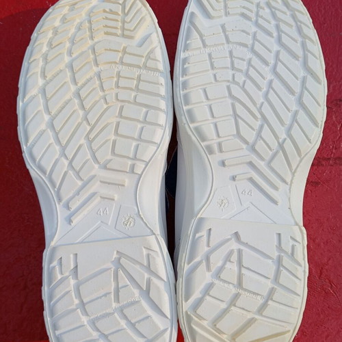 Safeway Rose S2 SRC Safety Shoes new, sizes 44-45, white