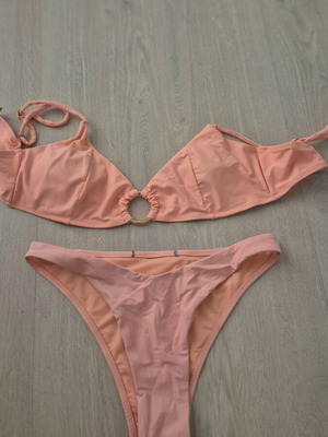 Decoro peach bikini