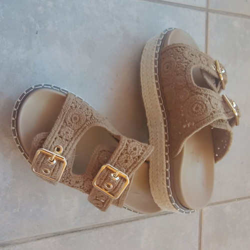 Bottega Veneta knitted platform sandals, size 36, brown