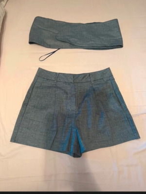 Σετ crop top και σορτς μπλε από FAME καινούργιο