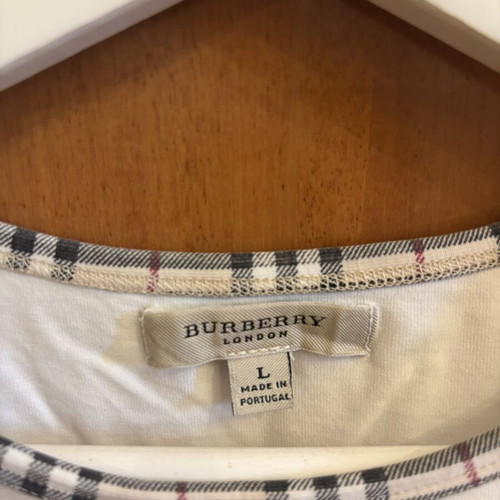 Burberry London white T-shirt with check details, size L