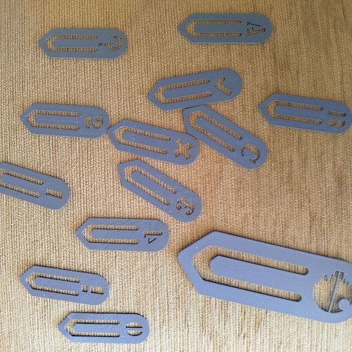3D Printed Bookmarks like new, various sizes
