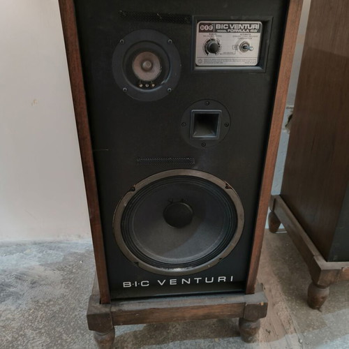 Bic Venturi Formula 4 speakers used, pair