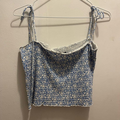 Stradivarius women's top size M like new, white blue print