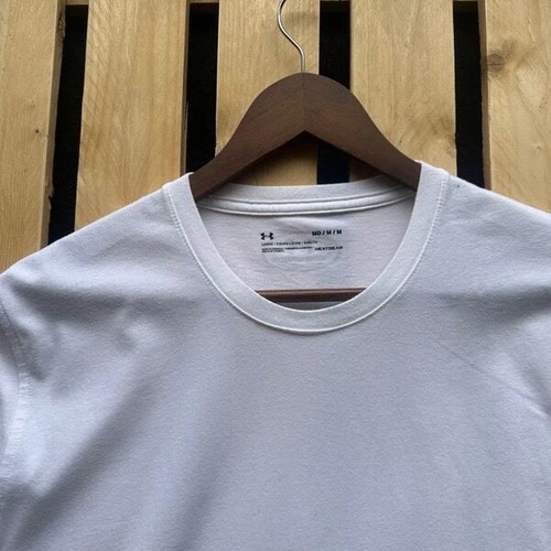 Under Armour HeatGear T-shirt medium white camo very good condition