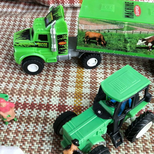 Farm figure set new