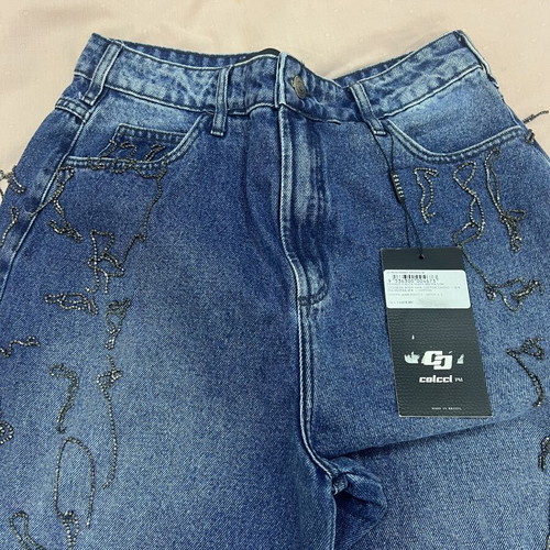 Colcci high-waisted blue denim jeans with chain and rhinestone details