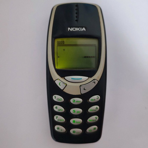 Nokia 3310 Classic Phone used, vintage brick model, blue