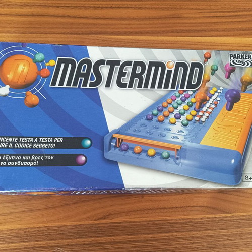 Mastermind board game 2000 edition by Hasbro Parker used