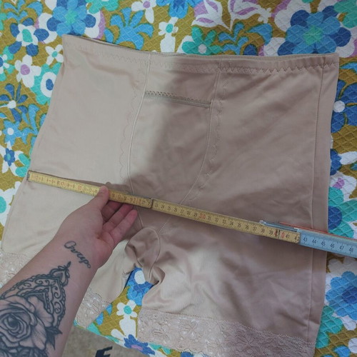 Bermuda shorts used, beige, size L to XXL