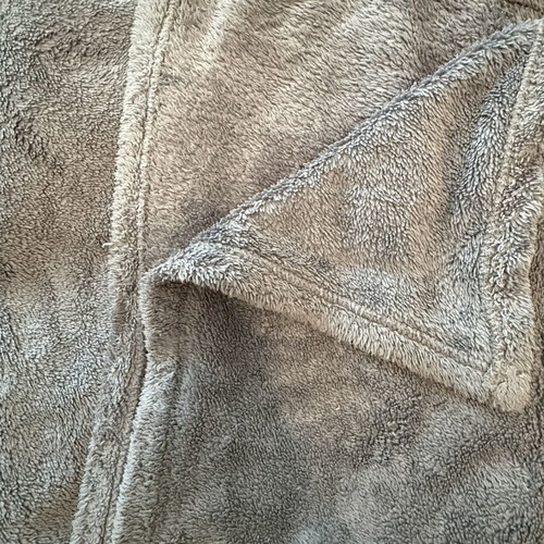 English Home grey blanket for cold winters