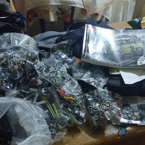 Lego Technic Land Rover Defender used, 2573 pieces, 11+ years
