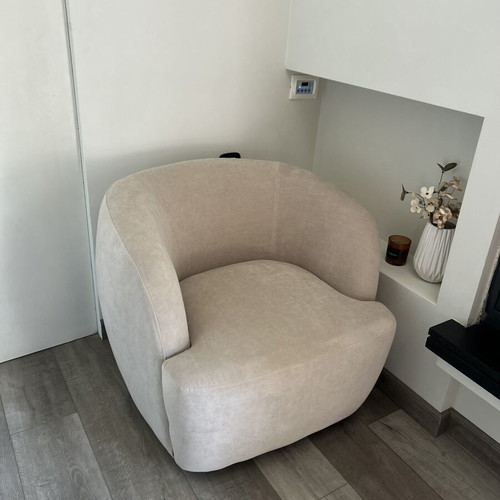 La Redoute armchair with swivel base, like new, beige