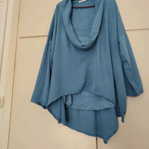 Celestino asymmetrical blouse like new, blue, one size