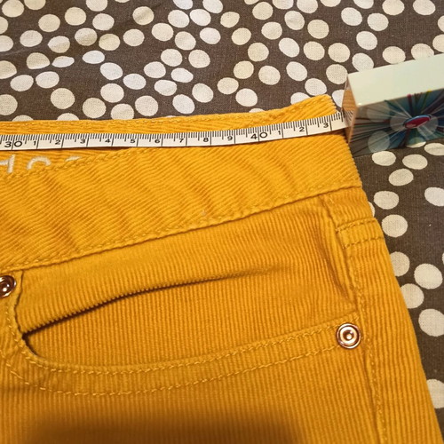 Gap 1969 corduroy pants like new, yellow, low rise