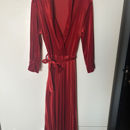 Red midi velvet dress like new with wrap bust and pleated skirt