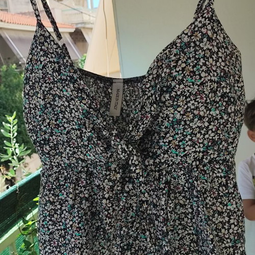 Strap top like new with built-in cups, multicolor, size S