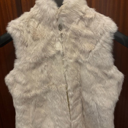 Γιλέκο μπεζ από γνήσια γούνα size small σαν καινούργιο