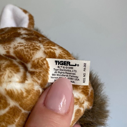 Vintage Furby Buddy Giraffe plush toy used 1999