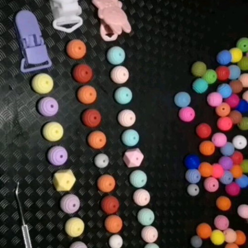 Handmade silicone pacifier clips and accessories new