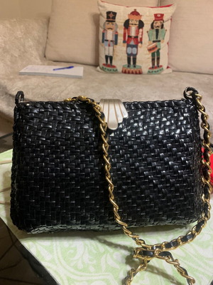 Vintage River Island shoulder bag black like new with chain